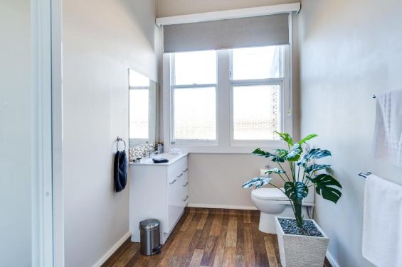 Deluxe Queen Suite